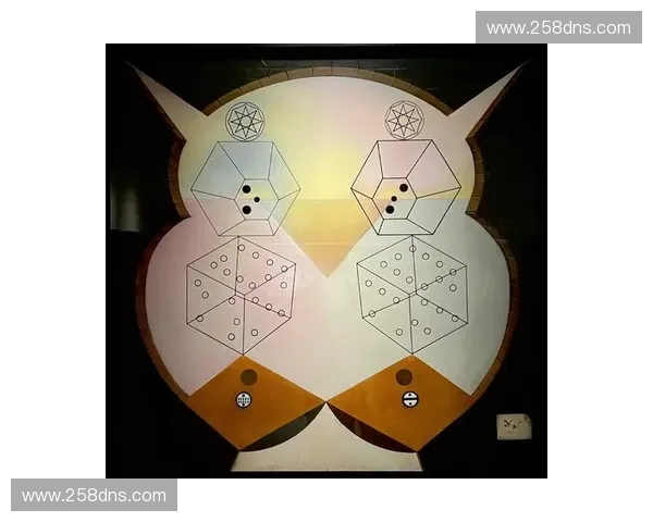 疯味英雄:一场荒诞与现实交织的冒险,探索疯狂与理智的边界